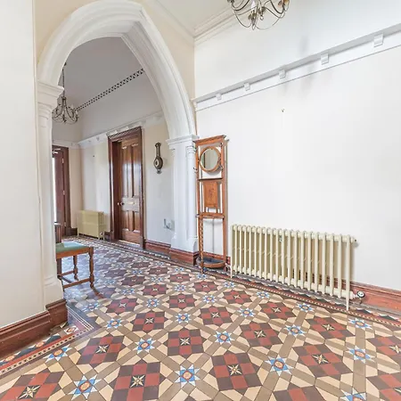 Villa Thwaite Howe